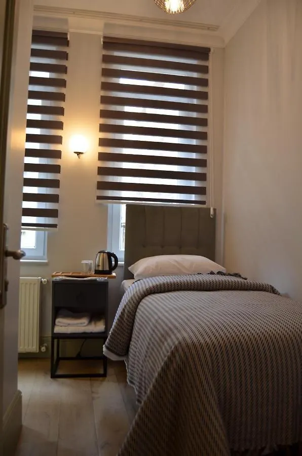 Benan Apartment Istanbul Turkey