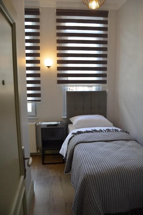 Benan Apartment Istanbul Turkey